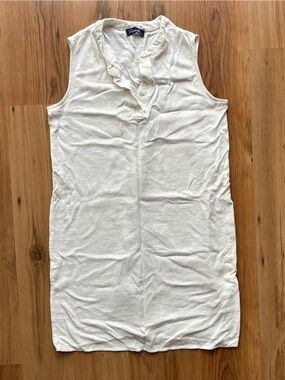 Sleeveless White linen dress